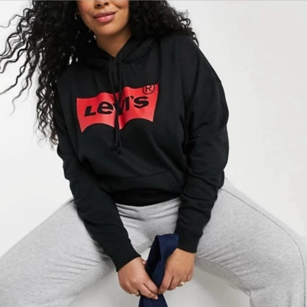 Levi’s Women’s M Black Logo Batwing Hoodie